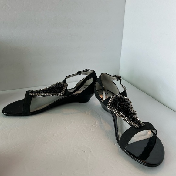 NIB Bellini Felicia Black Slingback Wedge Dress Sandals - Picture 5 of 8